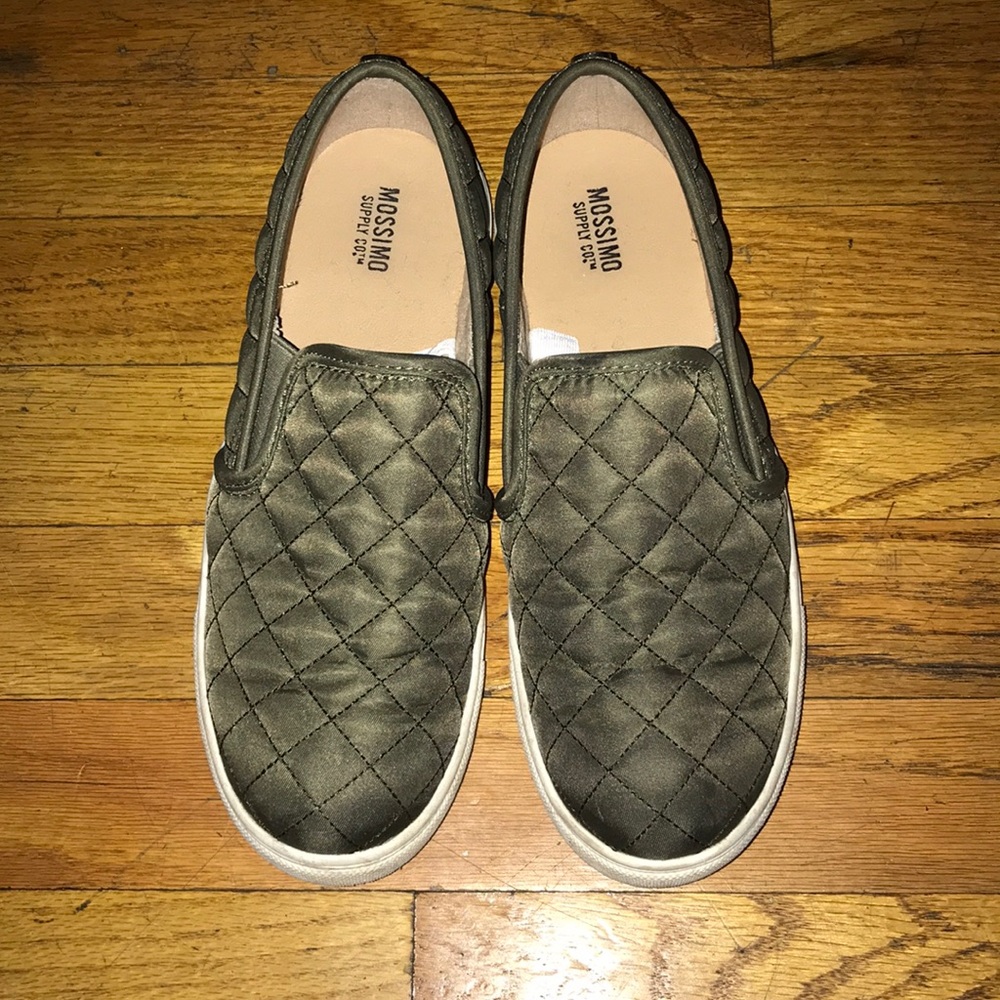 Hunter Green slip on shoes